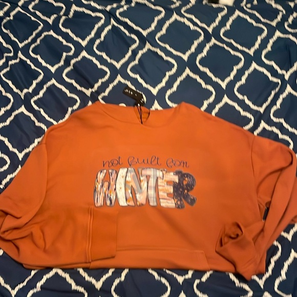 New Sweatshirt! Not build for winter! - Picture 1 of 2